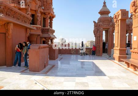 Kairo - Ägypten - 06. Oktober 2020: Misr al Gadida, Al Montaza, schöne Stadtübersicht vom Dach des Palastes Baron Empain tagsüber. Palais Hindou Tempel r Stockfoto