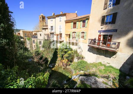 Moustiers Sainte Marie, eines der schönsten Dörfer Frankreichs, Provence, Frankreich Stockfoto