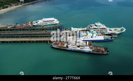 Bom Despacho Terminal itaparica, bahia, brasilien - 13. oktober 2023: Luftansicht auf den Bom Despacho Sea Terminal auf der Insel Itaparica. ITAPARICA BAHIA BRASILIEN Copyright: XJoaxSouzax 131023JOA4312760 Credit: Imago/Alamy Live News Stockfoto