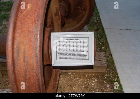 Austin Steam Train Association Railroad Yard im Cedar Park, Texas, Zugdepot. Dieser touristische Zug trägt dazu bei, die alten Züge zu erhalten. Stockfoto