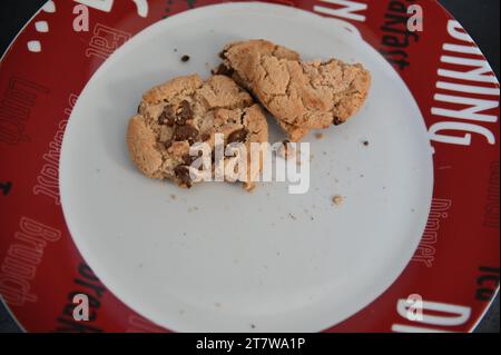 Plätzchen auf Platte 2 Stockfoto