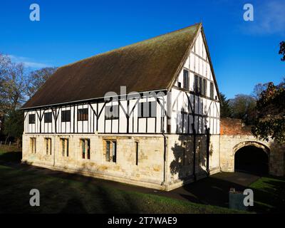 Das Hospitium in Museum Gardens in Herbststadt York Yorkshire England Stockfoto