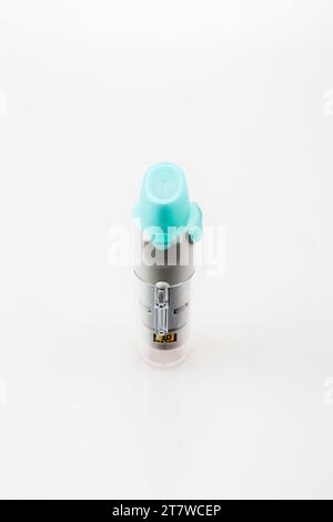Wiederverwendbarer Inhalator mit austauschbarer Patrone Stockfoto