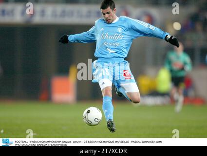 FUSSBALL - FRANZÖSISCHE MEISTERSCHAFT 2002/03 - 021214 - CS LIMOUSINE GEGEN OLYMPIQUE MARSEILLE - PASCAL JOHANSEN (OM) - FOTO LAURENT BAHEUX / FLASH PRESS Stockfoto