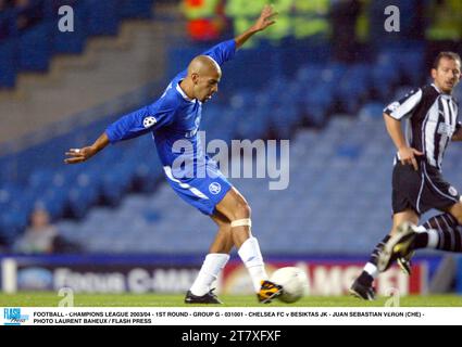 FUSSBALL - CHAMPIONS LEAGUE 2003/04 - 1. RUNDE - GRUPPE G - 031001 - CHELSEA FC GEGEN BESIKTAS JK - JUAN SEBASTIAN VERON (CHE) - FOTO LAURENT BAHEUX / FLASH PRESS Stockfoto