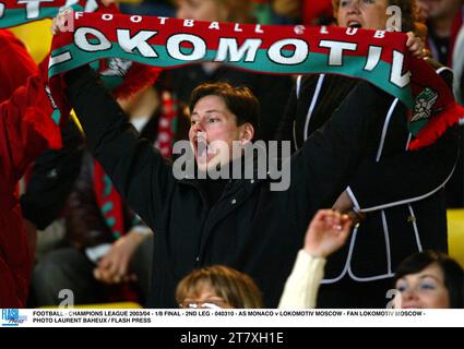 FUSSBALL - CHAMPIONS LEAGUE 2003/04 - 1/8 FINALE - 2. LEGS - 040310 - AS MONACO GEGEN LOKOMOTIV MOSKAU - FAN LOKOMOTIV MOSKAU - FOTO LAURENT BAHEUX / FLASH PRESS Stockfoto