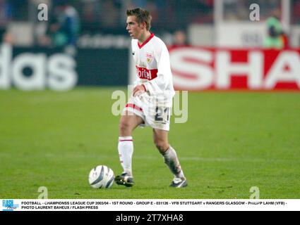 FUSSBALL - CHAMPIONSS LEAGUE CUP 2003/04 - 1. RUNDE - GRUPPE E - 031126 - VFB STUTTGART / RANGERS GLASGOW - PHILIPP LAHM (VFB) - FOTO LAURENT BAHEUX / FLASH PRESS Stockfoto