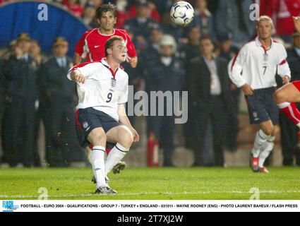 FUSSBALL - EURO 2004 - QUALIFIKATIONEN - GRUPPE 7 - TÜRKEI / ENGLAND - 031011 - WAYNE ROONEY (ENG) - FOTO LAURENT BAHEUX / FLASH PRESS Stockfoto