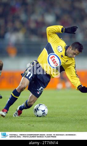 FUSSBALL - FRANZÖSISCHE MEISTERSCHAFT 2003/04 - 031026 - FC SOCHAUX V AS MONACO - SANTOS (SOC) - FOTO LAURENT BAHEUX / FLASH PRESS Stockfoto