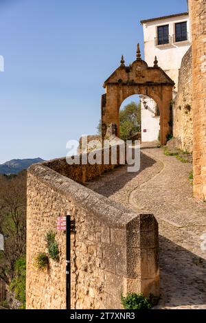 Eingang des traditionellen weißen Dorfes Ronda, Pueblos Blancos, Andalusien, Spanien, Europa Stockfoto