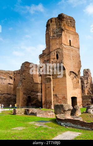 Außenansicht, Caracalla-Thermen, UNESCO-Weltkulturerbe, Rom, Latium (Latium), Italien, Europa Stockfoto