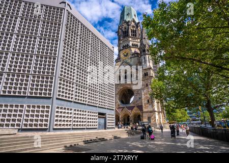 Blick auf die Kaiser-Wilhelm-Gedächtniskirche, Kurfürstendamm, Charlottenburg, Berlin, Deutschland Europa Stockfoto