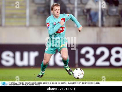 FUSSBALL - FRANZÖSISCHE MEISTERSCHAFT 2003/04 - LIGA 2 - 031203 - CS LIMOUSINE GEGEN CLERMONT FOOT - DIDIER NEUMANN (SED) - FOTO LAURENT BAHEUX / FLASH PRESS Stockfoto