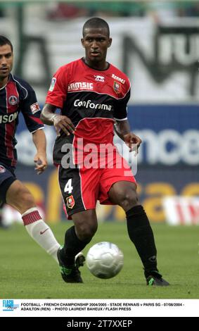 FUSSBALL - FRANZÖSISCHE MEISTERSCHAFT 2004/2005 - STADE RENNAIS / PARIS SG - 07/08/2004 - ADAILTON (REN) - FOTO LAURENT BAHEUX / FLASH PRESS Stockfoto