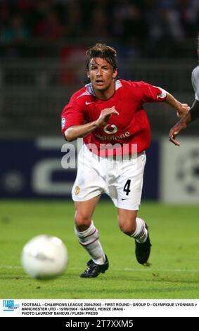 FUSSBALL - CHAMPIONS LEAGUE 2004/2005 - ERSTE RUNDE - GRUPPE D - OLYMPIQUE LYONNAIS GEGEN MANCHESTER UTD - 15/09/2004 - GABRIEL HEINZE (MAN) - FOTO LAURENT BAHEUX / FLASH PRESS Stockfoto