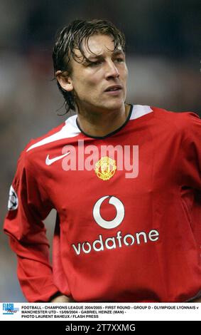 FUSSBALL - CHAMPIONS LEAGUE 2004/2005 - ERSTE RUNDE - GRUPPE D - OLYMPIQUE LYONNAIS GEGEN MANCHESTER UTD - 15/09/2004 - GABRIEL HEINZE (MAN) - FOTO LAURENT BAHEUX / FLASH PRESS Stockfoto