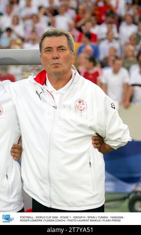 FUSSBALL - WELTMEISTERSCHAFT 2006 - STUFE 1 - GRUPPE H - SPANIEN GEGEN TUNESIEN - 19/06/2006 - ROGER LEMERRE (TUNESISCHER TRAINER) - FOTO LAURENT BAHEUX / FLASH PRESS Stockfoto