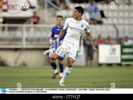 FUSSBALL - INTERTOTO CUP 2006/2007 - AJ AUXERRE / FARUL CONSTANTA - 15/07/2006 - DANIEL NICOLAE (AUX) - FOTO LAURENT BAHEUX / FLASH PRESS Stockfoto