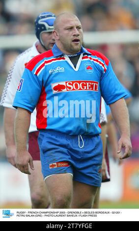 RUGBY - FRANZÖSISCHE MEISTERSCHAFT 2003 - GRENOBLE GEGEN BEGLES-BORDEAUX - 021201 - PETRU BALAN (GRE) - FOTO LAURENT BAHEUX / FLASH PRESS Stockfoto