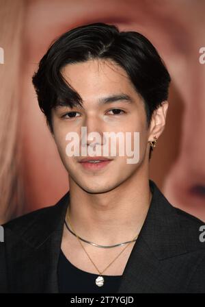 Los Angeles, USA. November 2023. Los Angeles, CA. Am 16. November 2023 traf Gabriel Chung bei der Premiere im Mai Dezember in Los Angeles im Academy Museum in Los Angeles ein. Am 16. November 2023 © Majil/ Credit: AFF/Alamy Live News Stockfoto