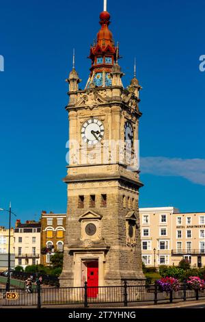 Der Jubilee Clock Tower in Margate Kent England wurde 1889 erbaut, um das goldene Jubiläum von Queen Victoria zu feiern, entworfen von Henry Arthur Cheers. Stockfoto