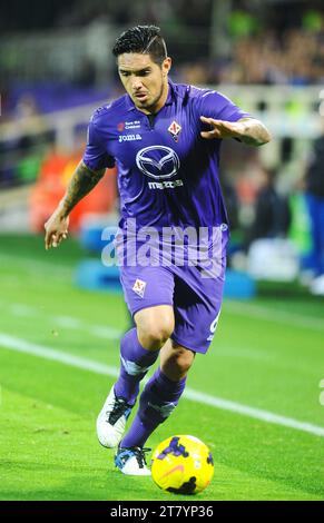 Fiorentina’s Manuel Vargas im Einsatz während des italienischen Meisterschaftsspiels 2013-2014 Serie A zwischen ACF Fiorentina und UC Sampdoria am 10. November 2013 in Florenz. Foto Massimo Cebrelli / DPPI Stockfoto