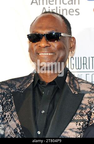 George Funky Brown von Kool & The Gang ist um 74 verstorben. NEW YORK, NY - 14. JUNI: George Brown beim 49. Jährlichen Induction and Awards Dinner in der Songwriters Hall of Fame im New York Marriott Marquis Hotel am 14. Juni 2018 in New York City. Copyright: XJohnxPalmerx Credit: Imago/Alamy Live News Stockfoto