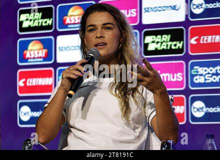 Sao Paulo, Brasilien. November 2023. SP - SAO PAULO - 11/17/2023 - KOLLEKTIV, PAULISTA WOMEN 2023 FINAL - Vollverteidiger Tamires, Korinthianer-Spielerin während einer Pressekonferenz im Sao Paulo Football Federation (FPF). Foto: Fabio Giannelli/AGIF Credit: AGIF/Alamy Live News Stockfoto