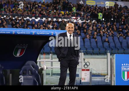 Roma, Latium, Italien. November 2023. Luciano Spalletti Cheftrainer (Italien) Roma, 17.11.2023, während des Fußballspiels gültig für die Qualifikation zur EURO 2024, zwischen den Nationalmannschaften Italiens und Mazedoniens im Olympiastadion in Roma (Credit Image: © Fabio Sasso/ZUMA Press Wire) NUR REDAKTIONELLE VERWENDUNG! Nicht für kommerzielle ZWECKE! Stockfoto