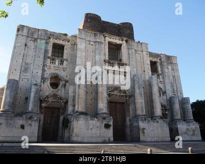 Monastero di San Nicolò l'Arena, Kloster San Nicolò l'Arena ehemaliges Benediktinerkloster, Piazza Dante, Catania, Sizilien, Sizilien, Italien, Europa Stockfoto