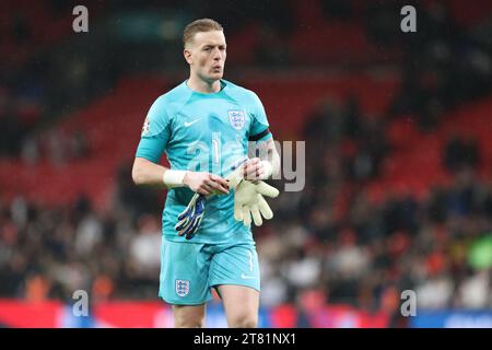 London, Großbritannien. November 2023. Jordan Pickford von England nach dem Qualifikationsspiel zur UEFA EURO 2024 zwischen England und Malta am 17. November 2023 im Wembley Stadium in London. Foto von Joshua Smith. Nur redaktionelle Verwendung, Lizenz für kommerzielle Nutzung erforderlich. Keine Verwendung bei Wetten, Spielen oder Publikationen eines einzelnen Clubs/einer Liga/eines Spielers. Quelle: UK Sports Pics Ltd/Alamy Live News Stockfoto