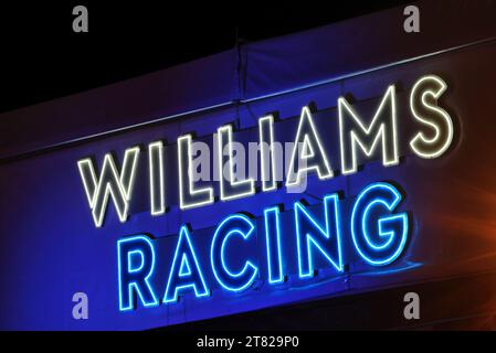 Las Vegas, USA. November 2023. Williams Racing Logo. 17.11.2023. Formel-1-Weltmeisterschaft, Rd 22, Las Vegas Grand Prix, Las Vegas, Nevada, USA, Qualifikationstag. Das Foto sollte lauten: XPB/Press Association Images. Quelle: XPB Images Ltd/Alamy Live News Stockfoto