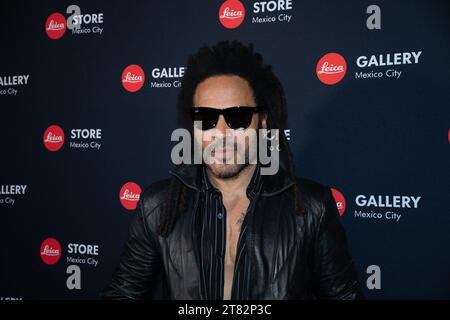 November 2023, Mexiko-Stadt, Ciudad de Mexico, Mexiko: 17. November 2023, Mexico City, Mexiko: Lenny Kravitz nimmt an der Eröffnung des Leica Store Mexico Teil. Am 17. November 2023 in Mexiko-Stadt. (Credit Image: © Jaime Nogales/eyepix via ZUMA Press Wire) NUR REDAKTIONELLE VERWENDUNG! Nicht für kommerzielle ZWECKE! Stockfoto