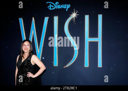 Rom, Italien. November 2023. Fawn Veerasunthorn nimmt am 17. November 2023 an der italienischen Premiere von „Wish“ im Space Cinema Moderno Roma in Rom Teil. (Foto von Massimo Valicchia/NurPhoto)0 Credit: NurPhoto SRL/Alamy Live News Stockfoto