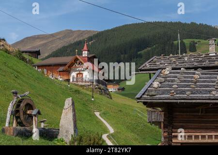 Kapelle Rosenkranzkapelle in Gemais, Alpendorf Tux-Lahnersbach, Tuxtal, Zillertaler Alpen, Tirol, Österreich, Europa Stockfoto