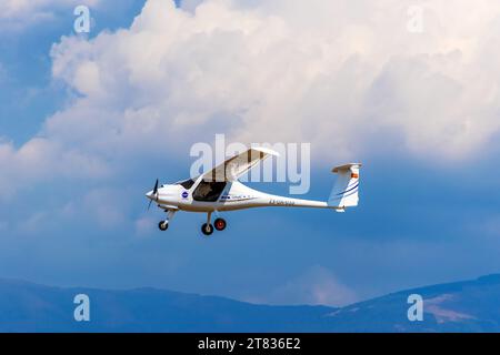 Am 16. September 2023 feierte eine große Flugschau auf dem Sportflugplatz Stenkovec den 100. Jahrestag des Aero Club Skopje. Stockfoto