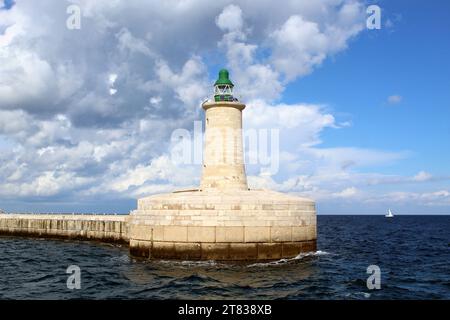 St. Elmo Lighthouse im Grand Harbour in Valletta, Malta Stockfoto