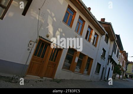 Osmaneli ist eine Altstadt in Bilecik, Türkei. Es hat historische Häuser, Kirchen und Moscheen. Stockfoto