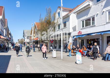 Fußgängerzone Haraldsgata (Einkaufsstraße), Stadtzentrum, Haugesund, Rogaland County, Norwegen Stockfoto