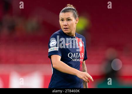 Amsterdam, Niederlande. November 2023. AMSTERDAM, NIEDERLANDE - 15. NOVEMBER: Ramona Bachmann aus Paris Saint-Germain während des Gruppenspiels C - UEFA Women's Champions League 2023/24 zwischen AFC Ajax und Paris Saint-Germain in der Johan Cruijff Arena am 15. November 2023 in Amsterdam, Niederlande. (Foto von Joris Verwijst/Orange Pictures) Credit: Orange Pics BV/Alamy Live News Stockfoto