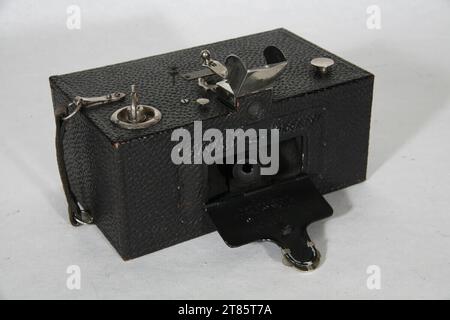 Eastman Kodak Co. Rochester (Produzent in) Panoramakamera – 6,4 x 17,8 cm. Holz nach 1900 Stockfoto