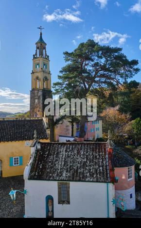 Der Glockenturm am Portmeirion, Gwynedd, Wales Stockfoto