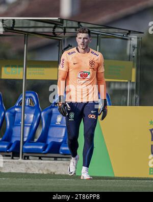 Teresopolis, Brasilien. November 2023. RJ - TERESOPOLIS - 11/18/2023 - BRASILIANISCHE AUSWAHL - TRAINING 11/18/2023 - Bento Matheus Spieler der brasilianischen Nationalmannschaft während des Trainings im Granja Comary Training Center. Foto: Talita Gouvea/AGIF Credit: AGIF/Alamy Live News Stockfoto