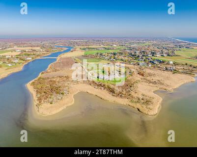 Weitläufiges Anwesen am Wasser in Sagaponack, ny Stockfoto