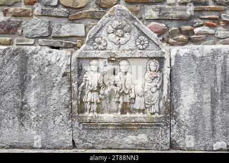 Die antiken Ruinen von Stobi in Nordmakedonien sind für ihr gut erhaltenes Mosaik bekannt Stockfoto