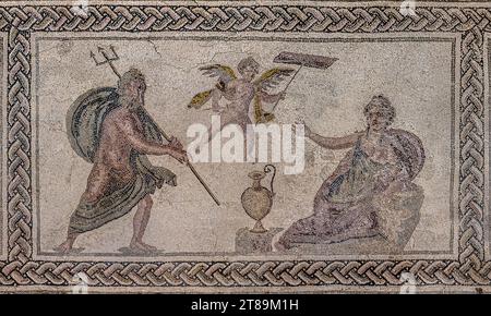 Mosaik aus dem Atrium des Hauses Dionysos mit Bildern von Apollo und Daphne. Paphos. Zypern. Stockfoto