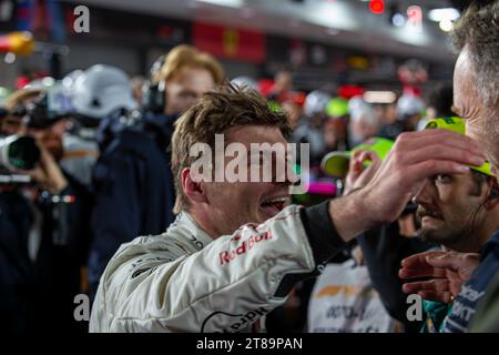 Las Vegas, USA. November 2023. Max Verstappen (NED) Redbull Racing RB19 nach dem Sieg des ersten Rennens auf dem Las Vegas Strip Circuit während der FORMEL 1 HEINEKEN SILVER LAS VEGAS GRAND PRIX 2023 - 17. Bis 19. November 2023 Las Vega, Nevada, USA Credit: Alessio de Marco/Alamy Live News Stockfoto