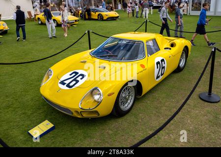 1965 Ferrari 250 LM, ausgestellt auf der Salon Privé Concours d’Elégance Motorshow im Schloss Blenheim. Stockfoto