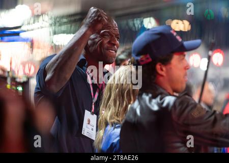 Las Vegas, Usa. November 2023. Terry Crews wird am Samstag, den 18. November 2023, vor dem Formel 1 Las Vegas Grand Prix auf dem Las Vegas Strip Circuit in Las Vegas gesehen. Foto: Greg Nash/UPI Credit: UPI/Alamy Live News Stockfoto