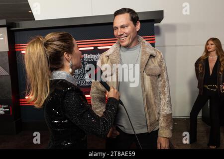 Las Vegas, USA. November 2023. Tiesto nimmt am 18. November 2023 am Formel 1 Grand Prix Autorennen in Las Vegas, NV Teil (Foto: Travis Ball/SIPA USA) Credit: SIPA USA/Alamy Live News Stockfoto